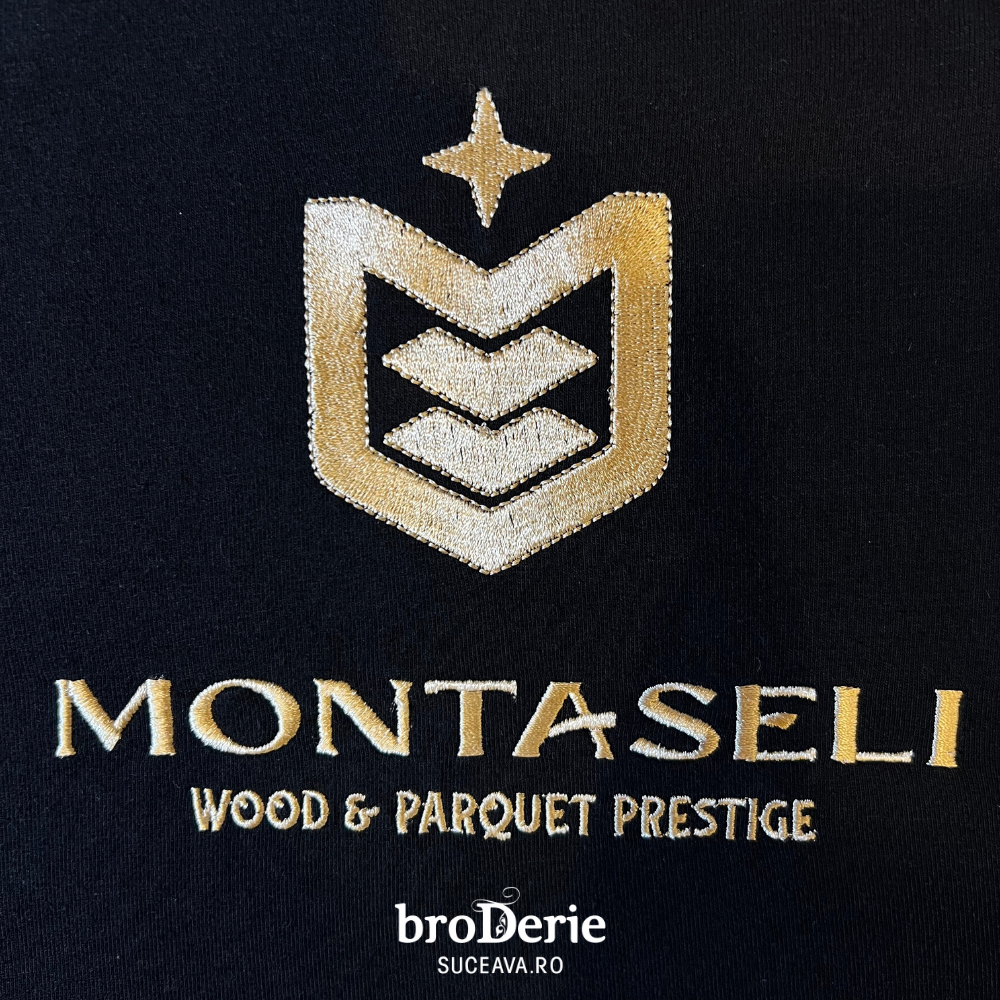 Montaseli Wood & Parquet Prestige alta abordare de logo brodat