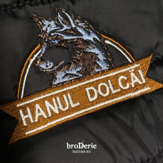 Logo brodat Hanul Dolcai