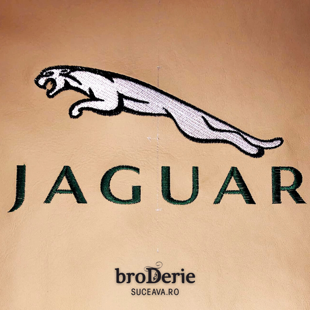 Logo Jaguar brodat pe piele